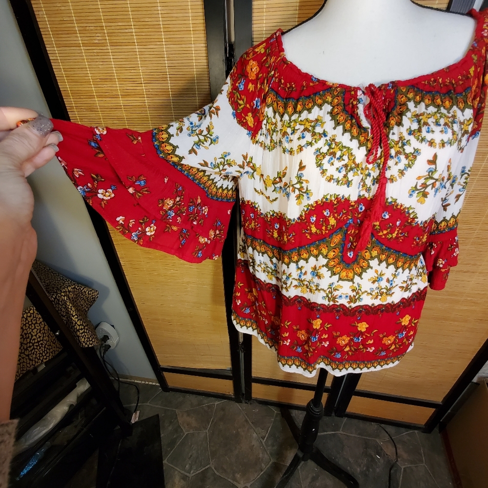 Bila festive blouse